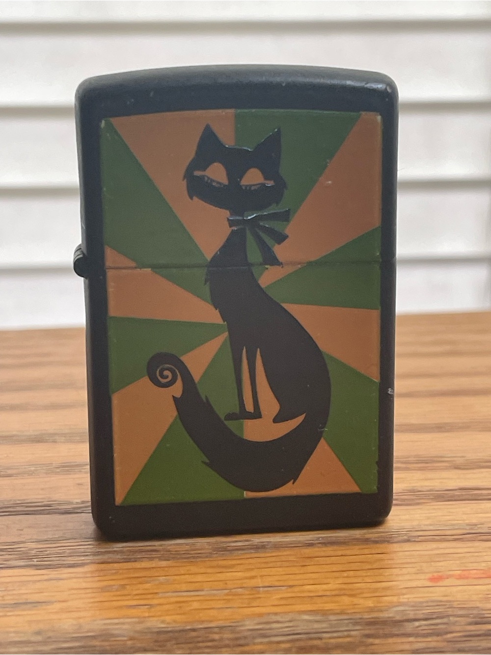 Vintage 2004 Zippo The Kat Black Matte Art
Deco Lighter 20835